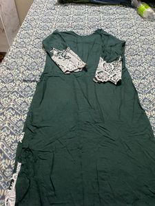 Elegant Green Embroidered Kurta