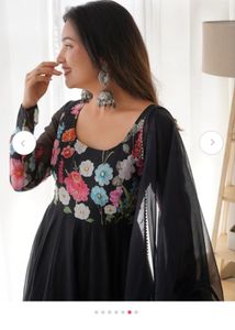 Elegant Floral Anarkali Kurta With Duppta