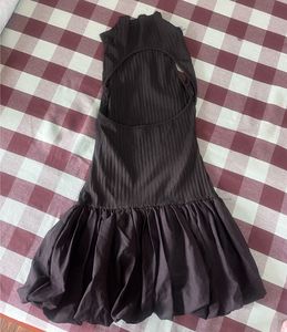 Chic Black Sleeveless Dress