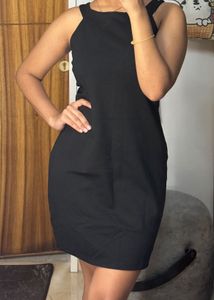 Classic Black Sleeveless Dress