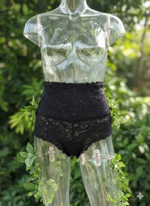 Black Lace High-Waisted Panty💥💥BUY 2 By 160 💥💥