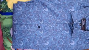 Men's Blue Patterned Button-Down Shirt