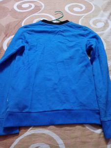 Cool Blue Graphic Sweatshirt