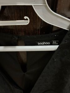 Boohoo Black V-Neck Mini Dress