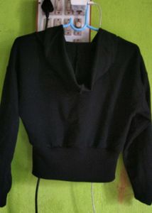 Stylish Black Zip-Up Jacket