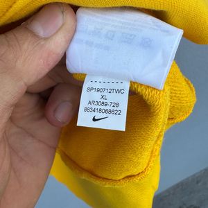 Nike Colorblock Crewneck Sweatshirt