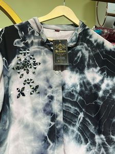 Stylish Tie-Dye Kurta with Embellishments