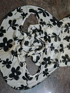 Floral Print Flowy Top