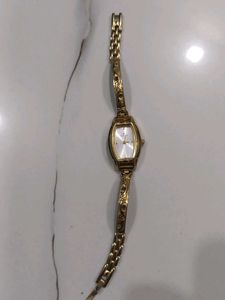 Elegant Gold-Tone Women's Watch