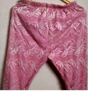 Embroidered Net Stretchable Leggings With A