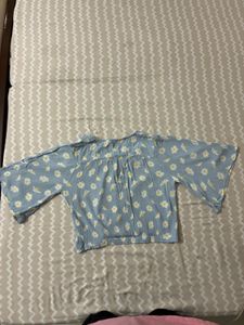 Cute Daisy Print V-Neck Top
