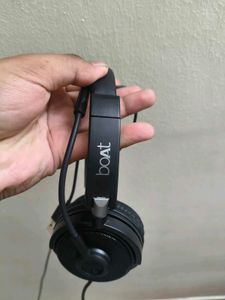 Boat headphones with mic over ear
