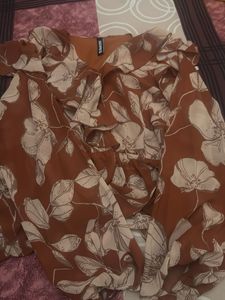 Chic Floral Print peplum ruffles top