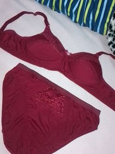 30(75cm) Size Padded  Maroon Bra And Panty Set
