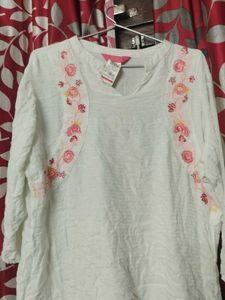 Embroidered White Kurta