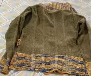 Cozy woolen  sweater with Belt