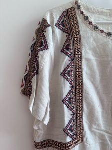 Vero Moda - Embroidered Boho Top