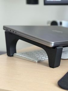 Laptop stand for MacBook Pro 13"/14"