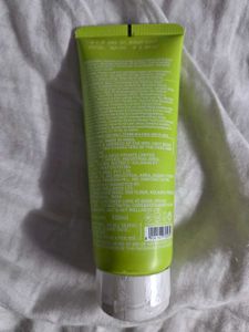 Dot &amp; Key Cica Calming Face Wash