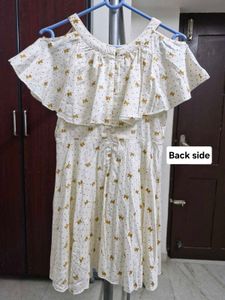 Cute Butterfly Cold Shoulder Dress 9/10y