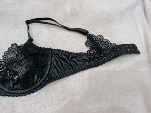 Elegant Black Lace Bra