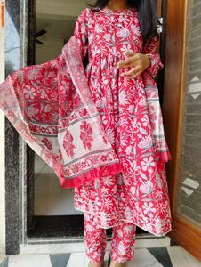 Red Floral Print Kurta Set