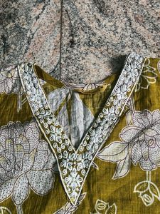 Vibrant Floral Print Kurta