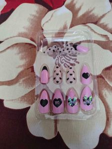Cute Pink Heart Press-On Nails