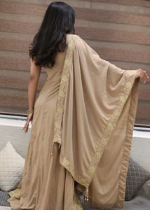 🐹Elegant Embroidered Ethnic Gown🐹