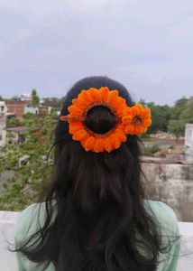 Handmade pipe cleaner Sunflower Hair Clip