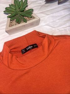 SHEIN Ribbed Mock Neck Top