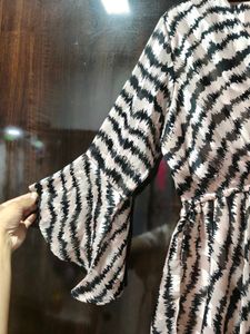 Stylish Printed Bell Sleeve Wrap Dress