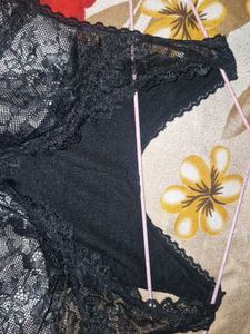 Pinteresty Black Lace Trim Camisole