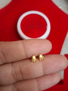 Gold  Stud Earrings 18crt