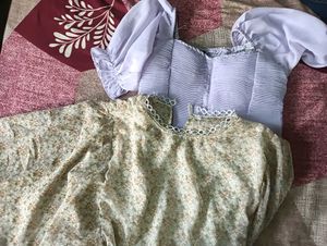 2 Chic Puff Sleeve Top & Floral to