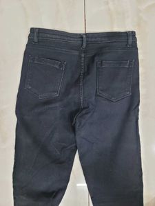 Classic Black Skinny Jeans