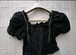New with tag Chic Black Puff Sleeve Top