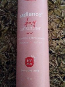 Aqualogica Dewy Sunscreen 💕With 🍉 Cooling 💓