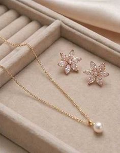 Sparkling Flower Stud Earrings