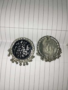 Elegant Black &amp; Silver Floral Earrings