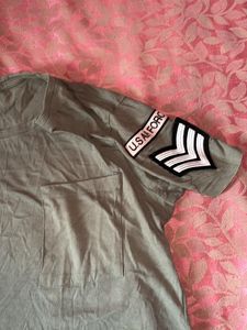 Green trendy T-shirt