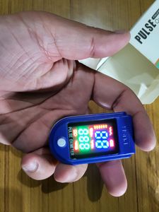 pulse oximeter new condition for sale