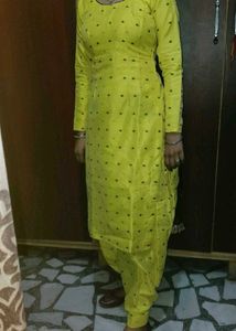 🔥Girls Yellow Salwar Suit patiala