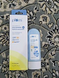 Plum Rice Water & Niacinamide Sunscreen SPF 50