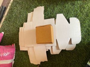 cartoon box available for packing