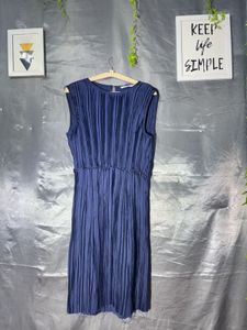 Elegant Navy Pleated Dress
