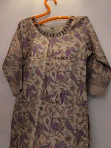 Uniquely crafted elegant & beauty Bird Print Kurta