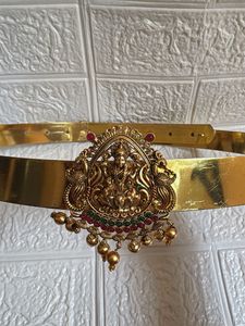 Vintage Gold Tone Medusa Hip Belt