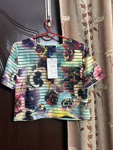 Vibrant Floral Print Cropped Top