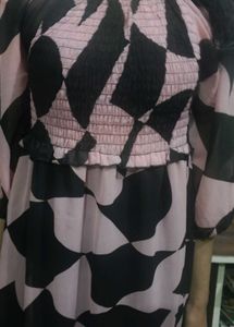 Chic Geometric Print Maxi Dress